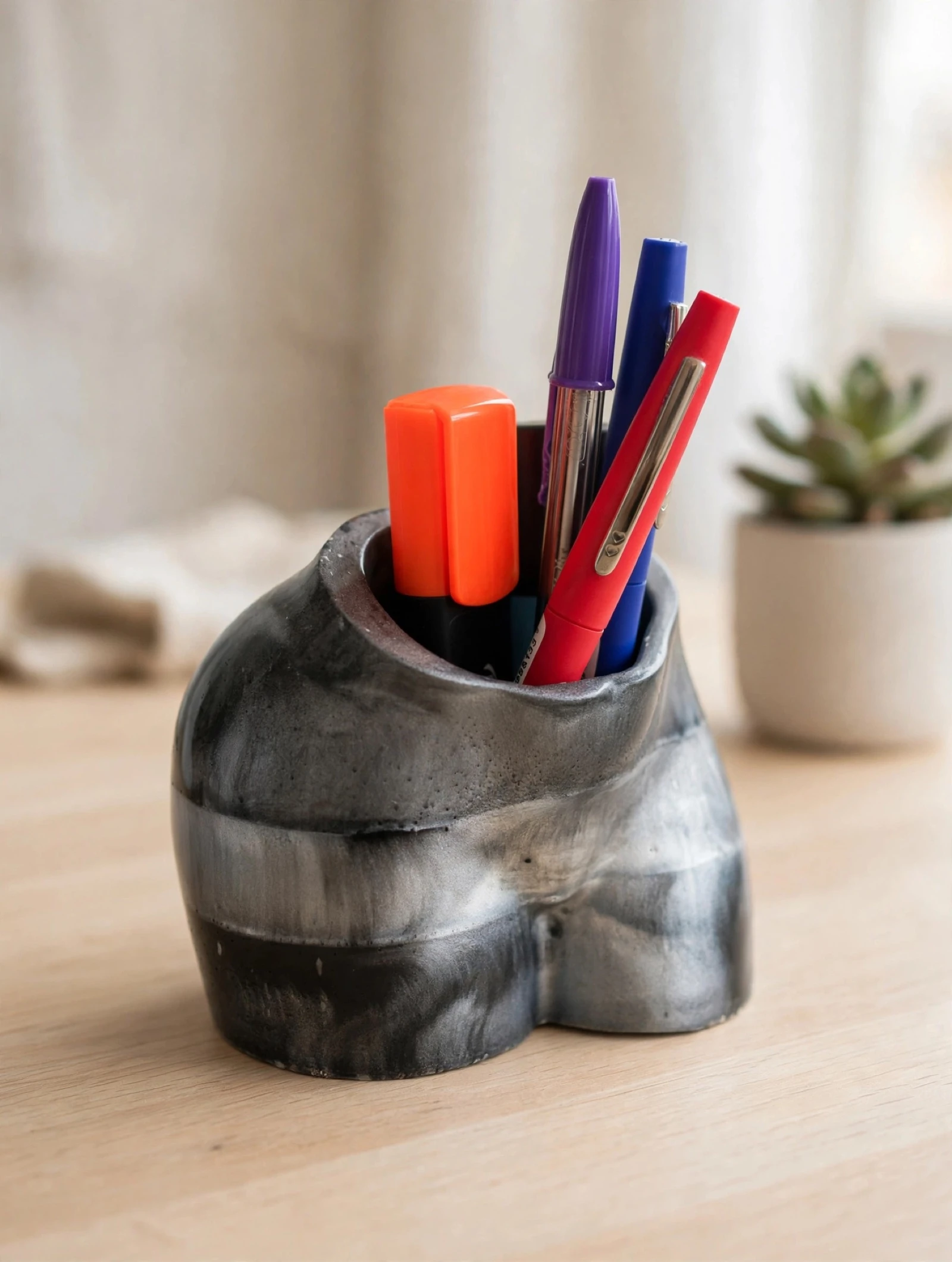Pot à crayon Petit Kiki